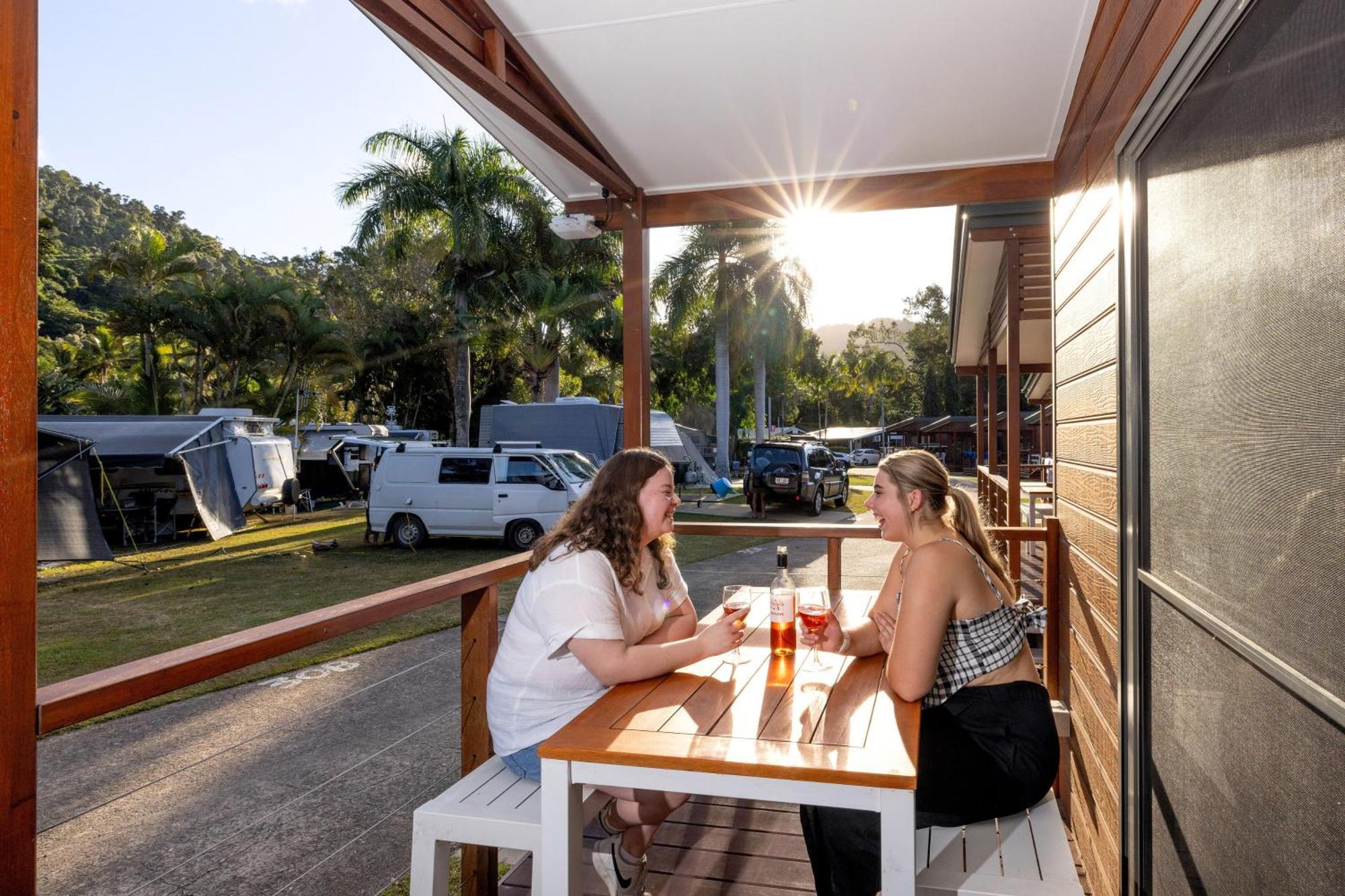 Big4 Whitsundays Tropical Eco Resort Airlie Beach Eksteriør bilde